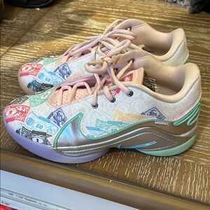 Nike Monopoly LeBron James Basketball Shoes 4Y